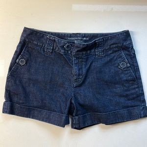 Banana Republic Shorts Size 8 Medium Blue